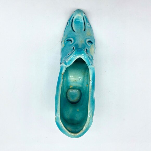 Vintage Turquoise Ceramic Shoe Figurine Fancy Detailing Glass Slipper - Picture 6 of 10